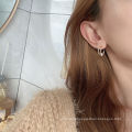 Shangjie OEM Simple pearl earrings hollow design earrings pearl hoop  14k gold luxury women earrings